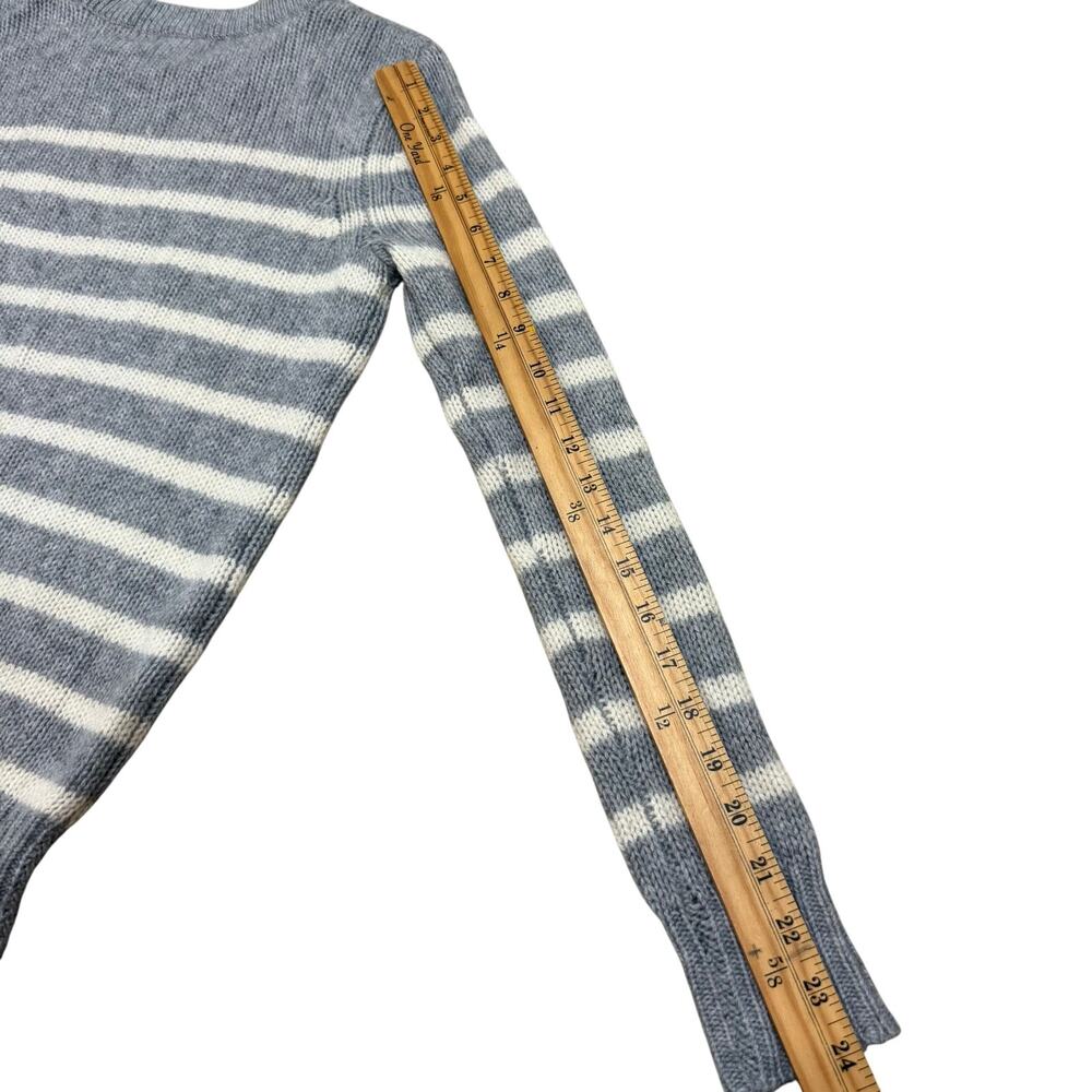 AQUA 100% Cashmere Gray/White Striped Crewneck Women Classic Sweater Top XS - Picture 5 of 6